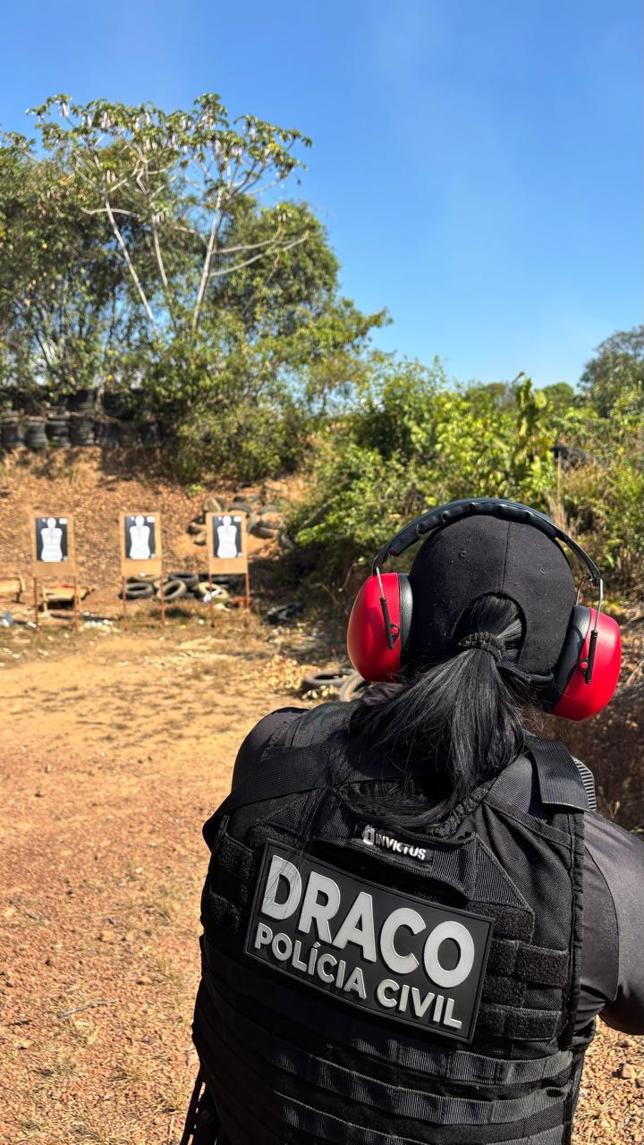POLICIAIS CIVIS LOTADOS NA DRACO PARTICIPAM DE TREINAMENTO COM ARMA LONGA MINISTRADO PELA CORE